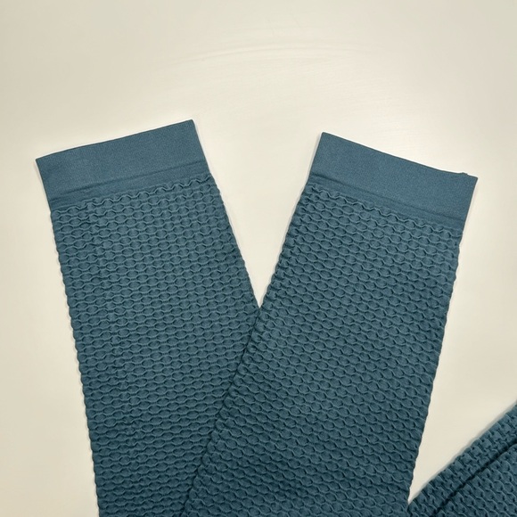 Ryderwear Honeycomb scrunch seamless leggings - Picture 8 of 8